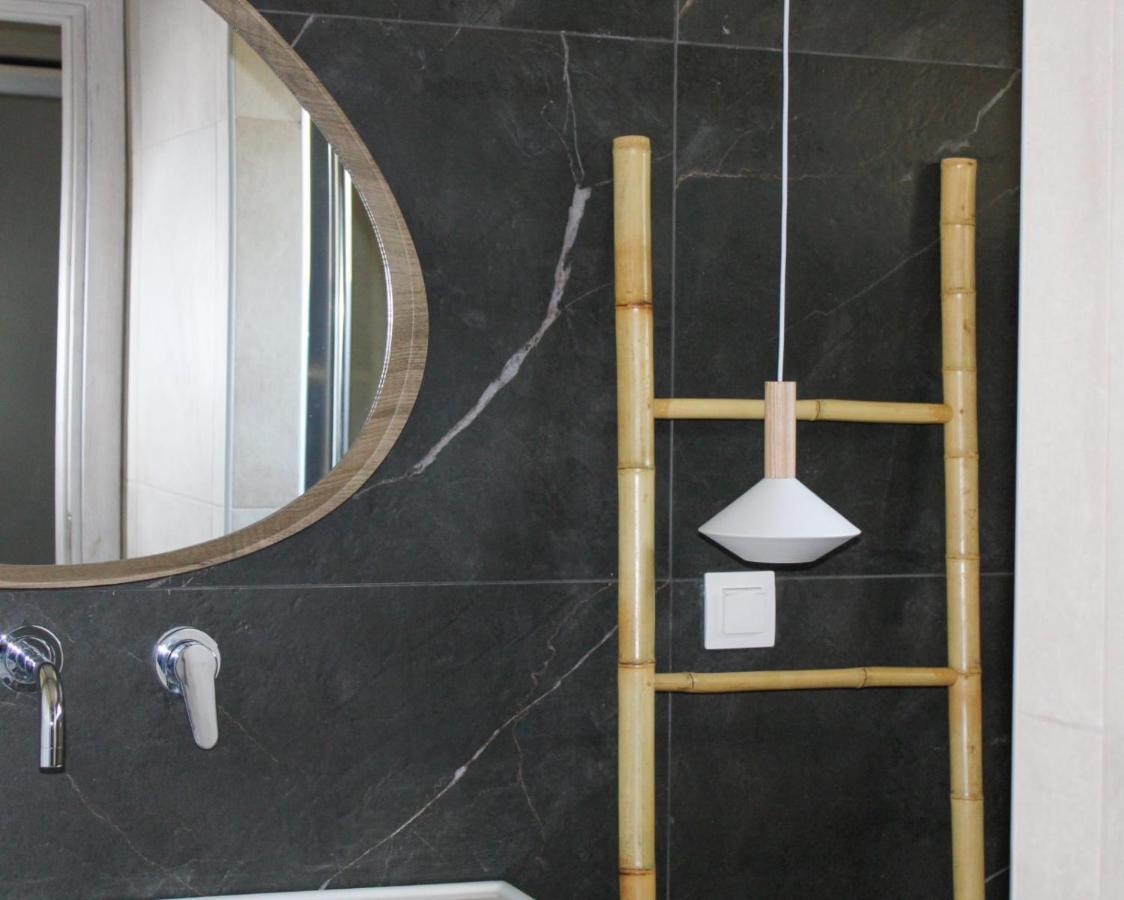 Agali Supreme Hospitality And Comfort Afytos Ngoại thất bức ảnh