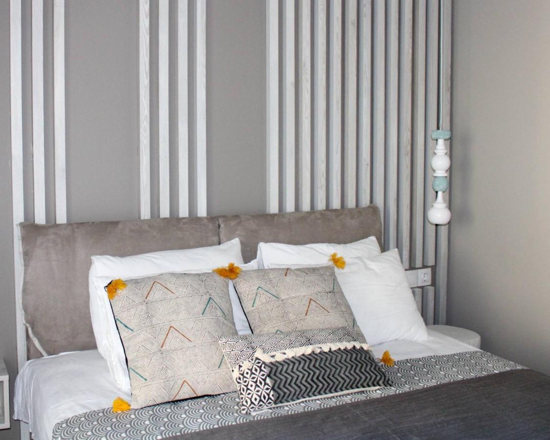 Agali Supreme Hospitality And Comfort Afytos Ngoại thất bức ảnh