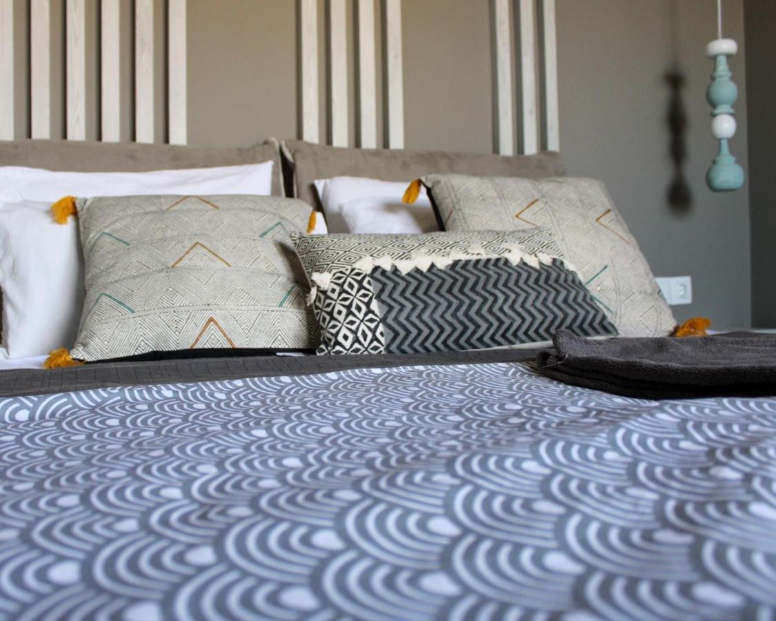 Agali Supreme Hospitality And Comfort Afytos Ngoại thất bức ảnh